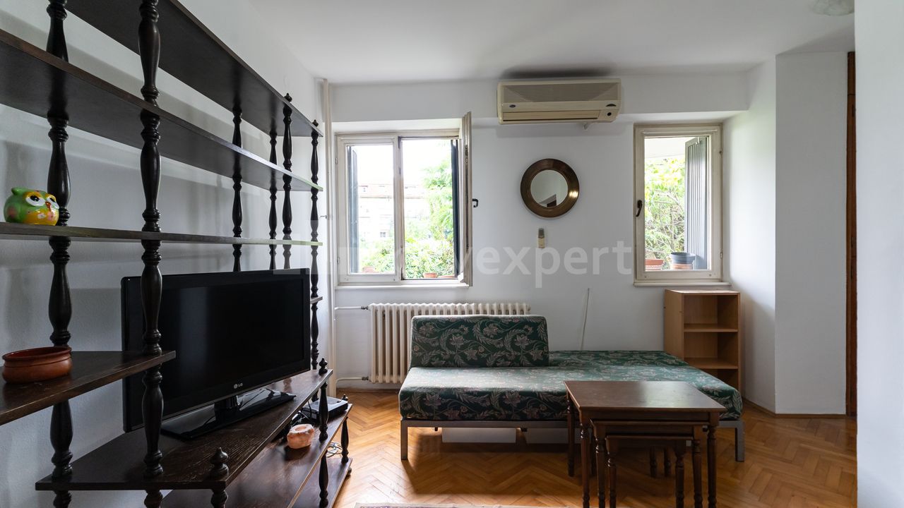 1.5 stan za izdavanje — Koste Glavinića, Senjak, Savski venac, 45m², 450€
