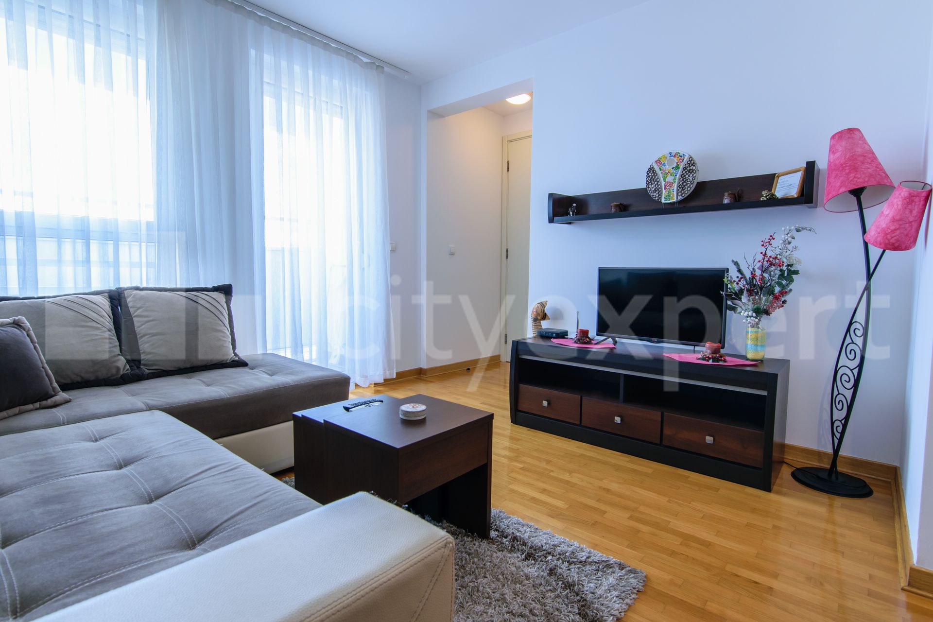 Fotografija stana 1 od 18