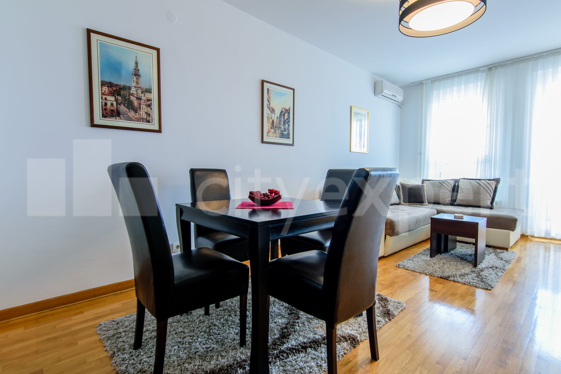 Fotografija stana 3 od 18
