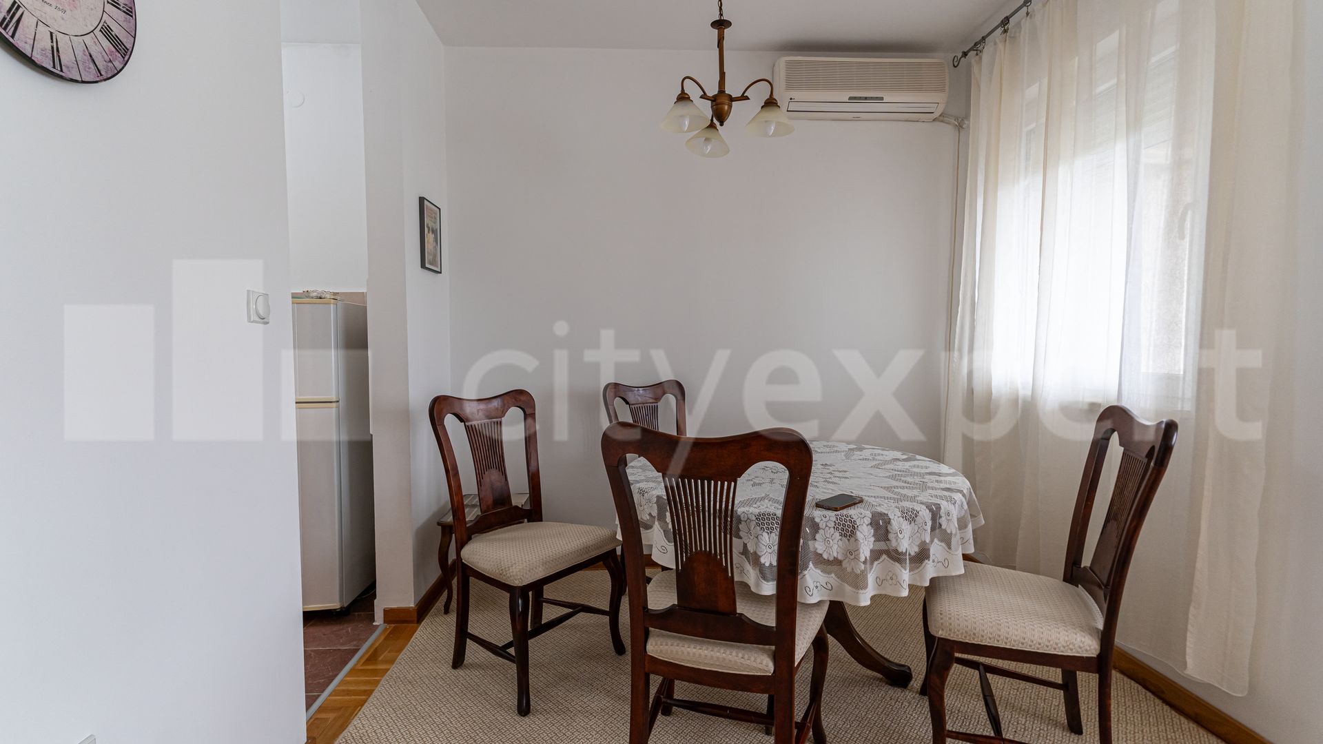 Fotografija stana 3 od 15