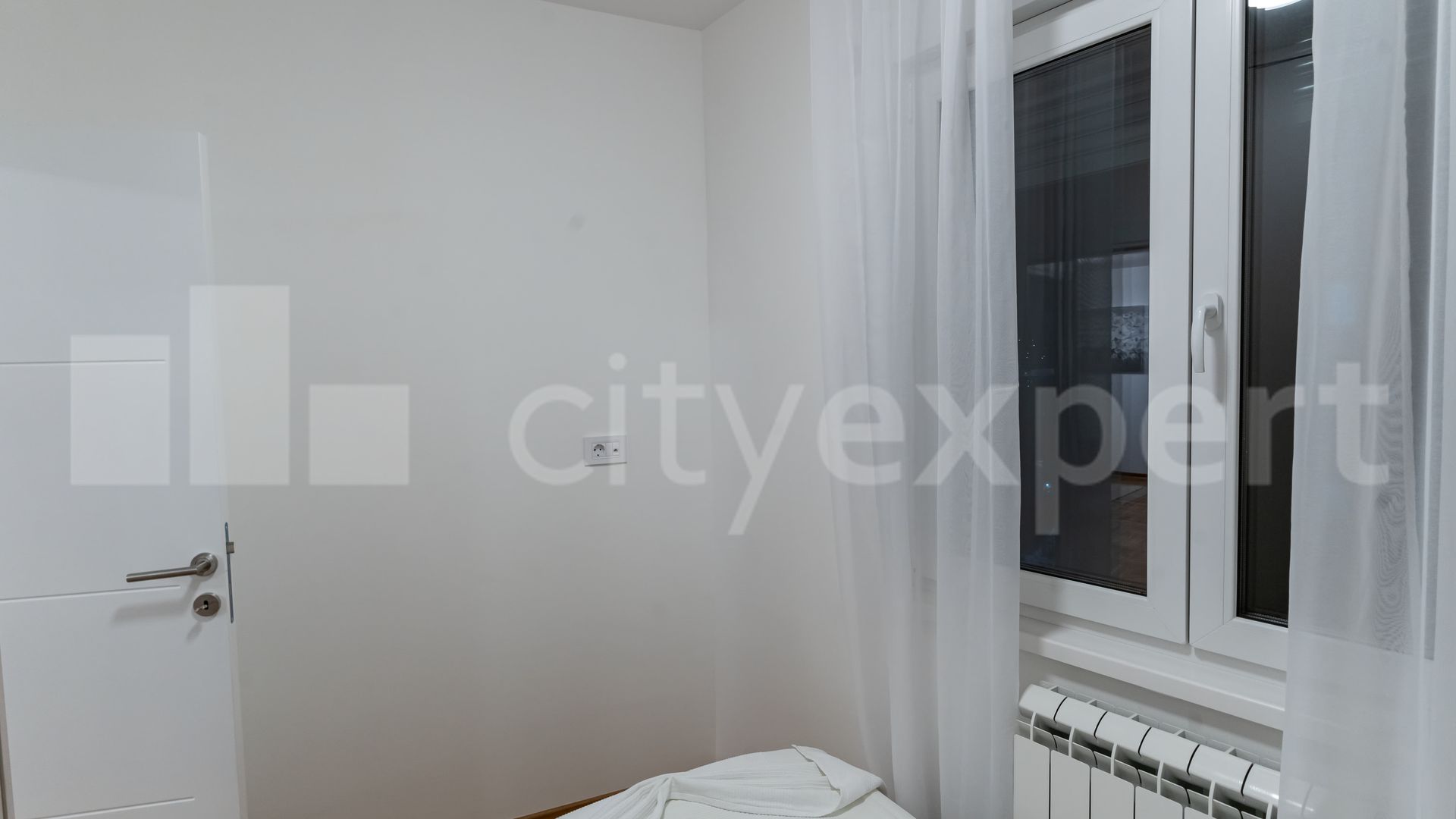 Fotografija stana 12 od 33