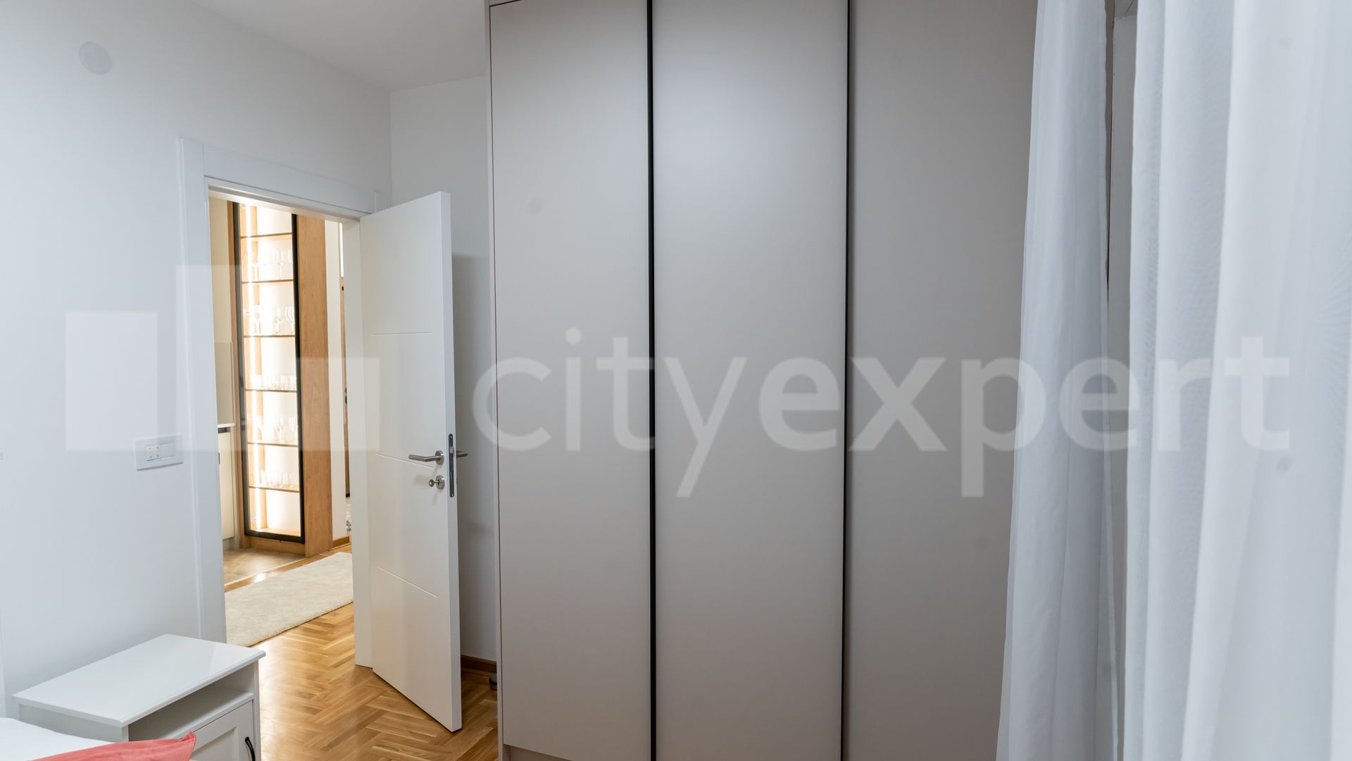 Fotografija stana 13 od 33