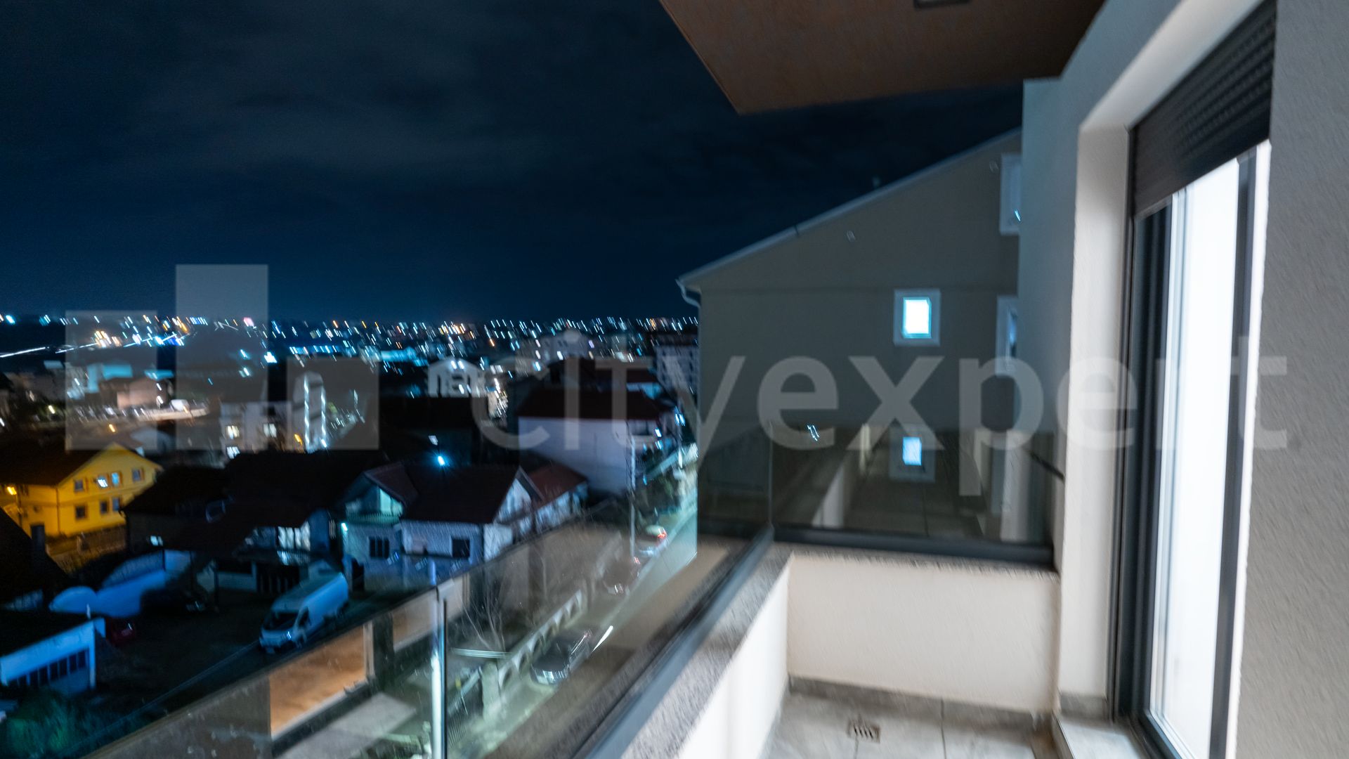 Fotografija stana 10 od 33