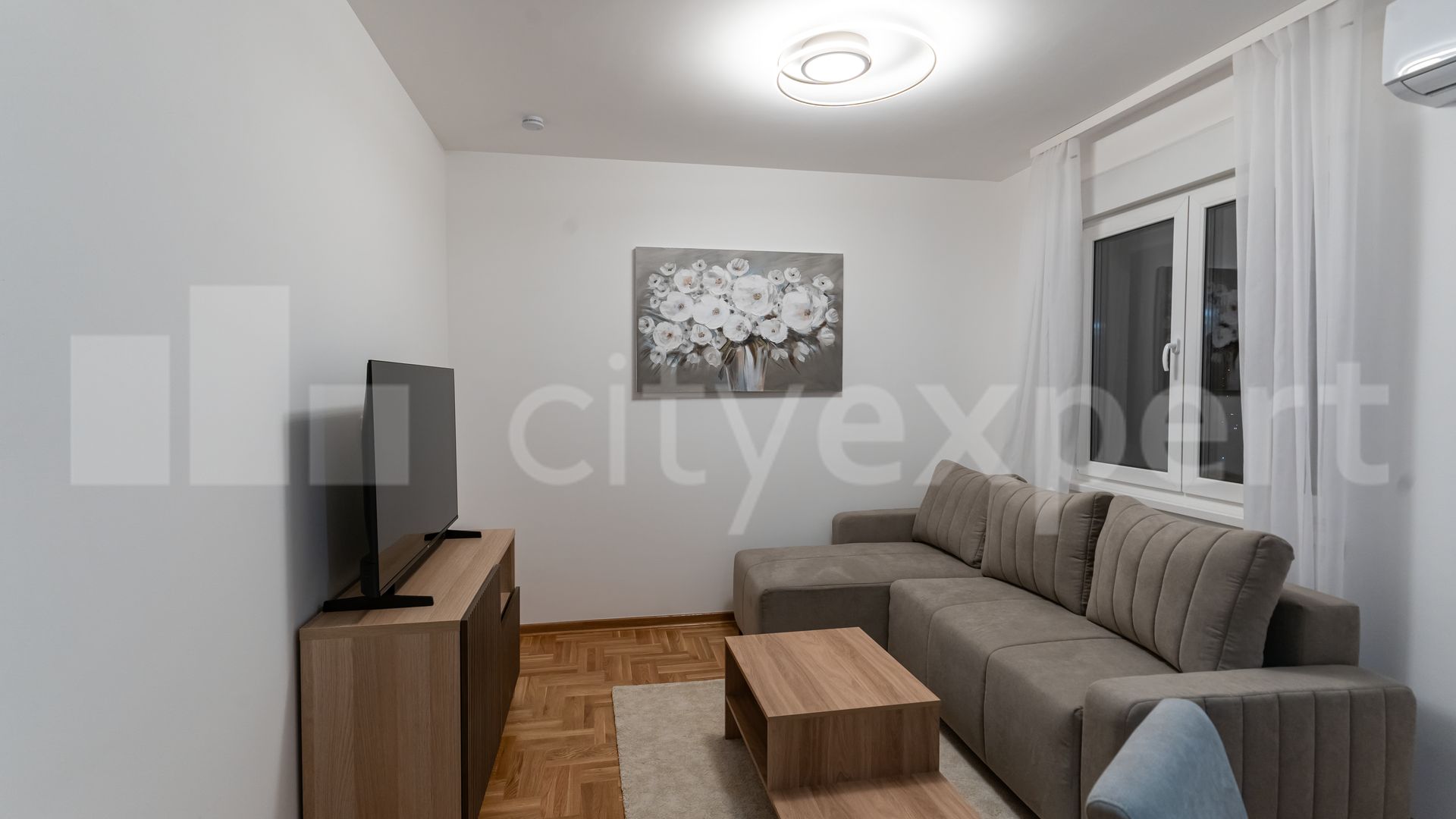 Fotografija stana 1 od 33