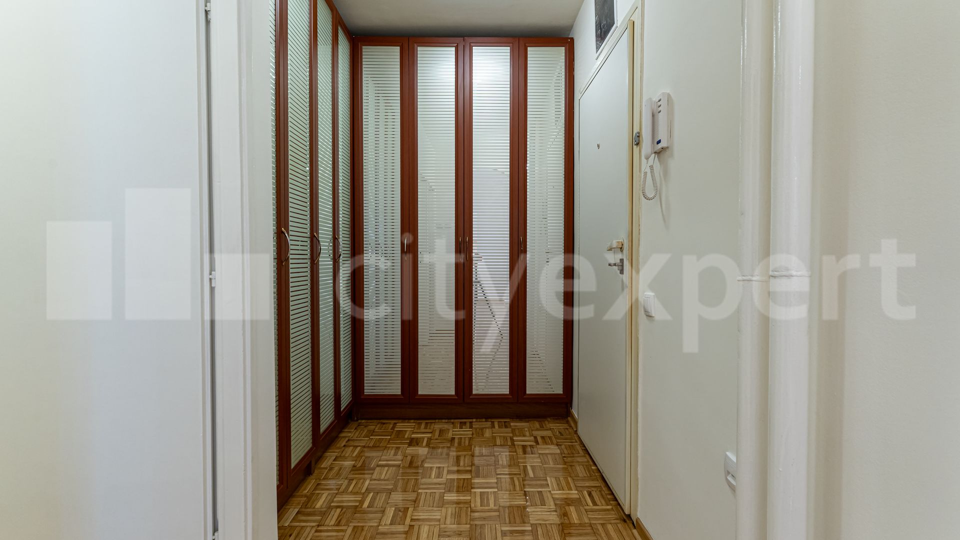 Fotografija stana 7 od 19