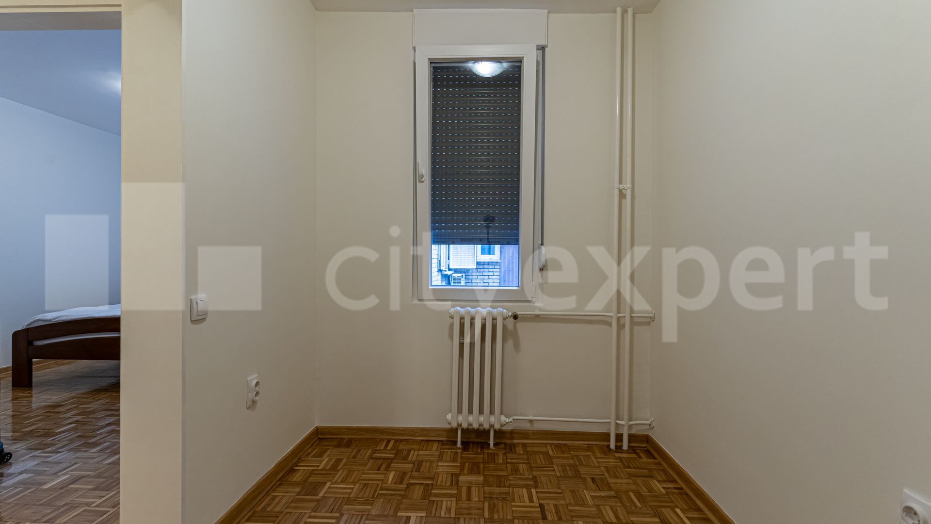 Fotografija stana 15 od 19