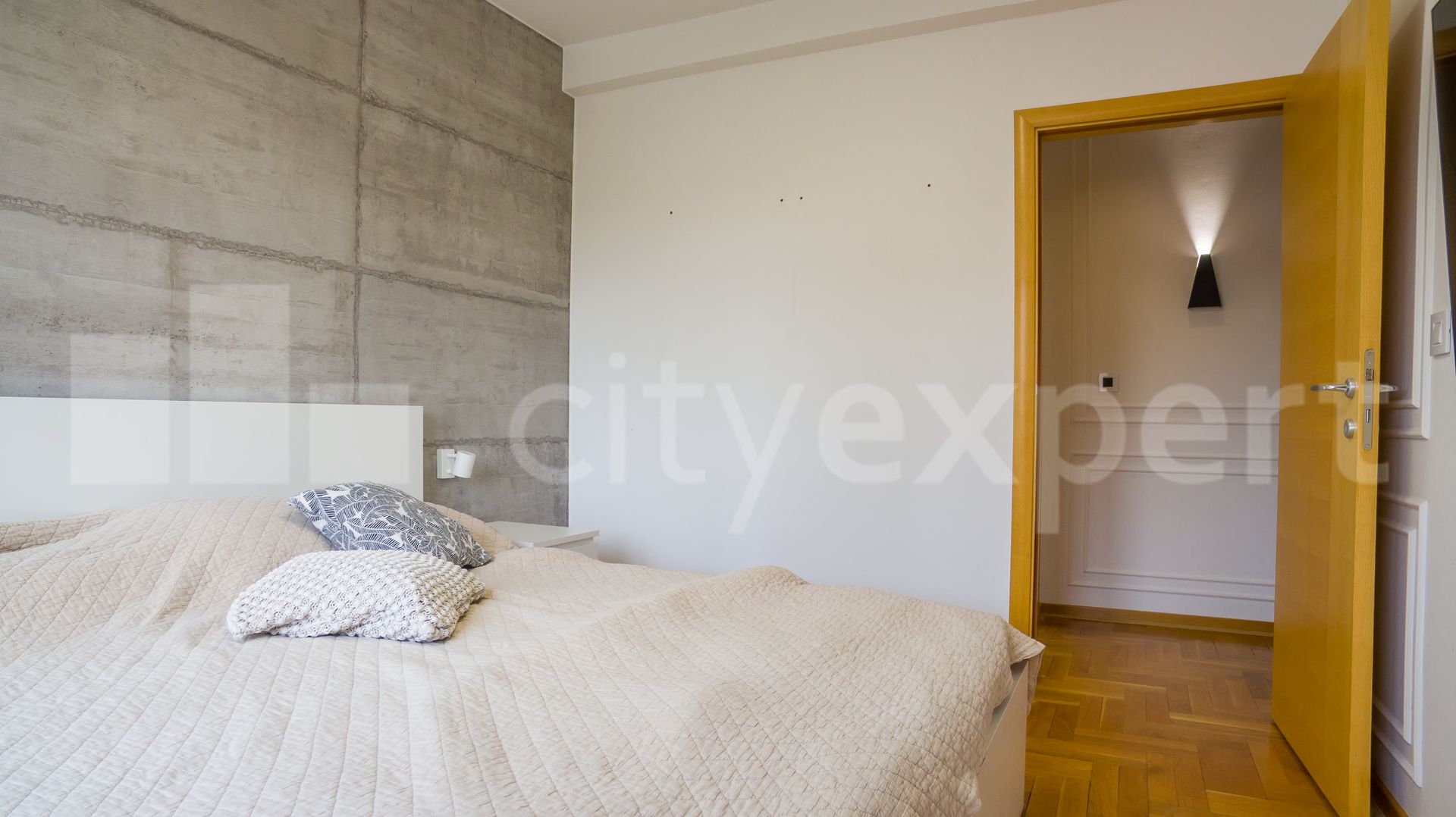 Fotografija stana 7 od 32