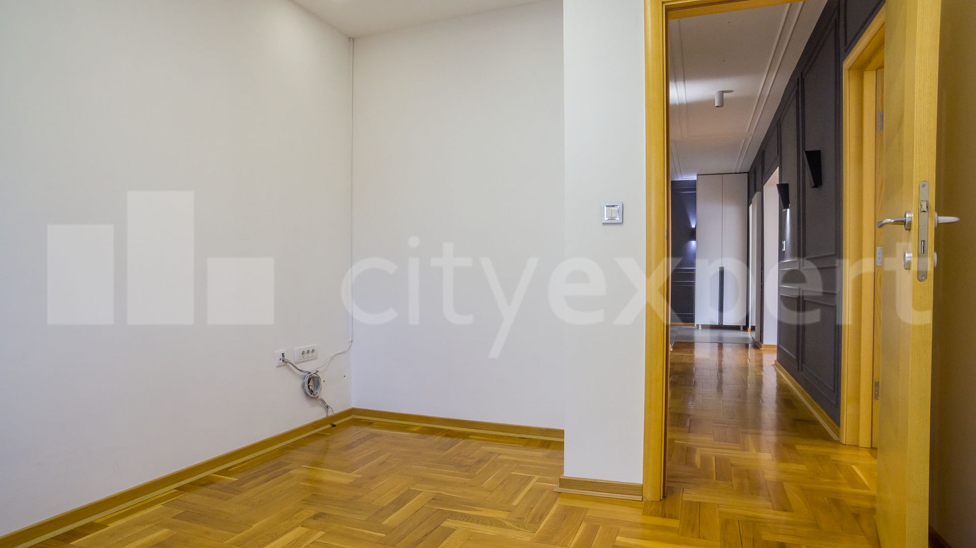 Fotografija stana 9 od 32