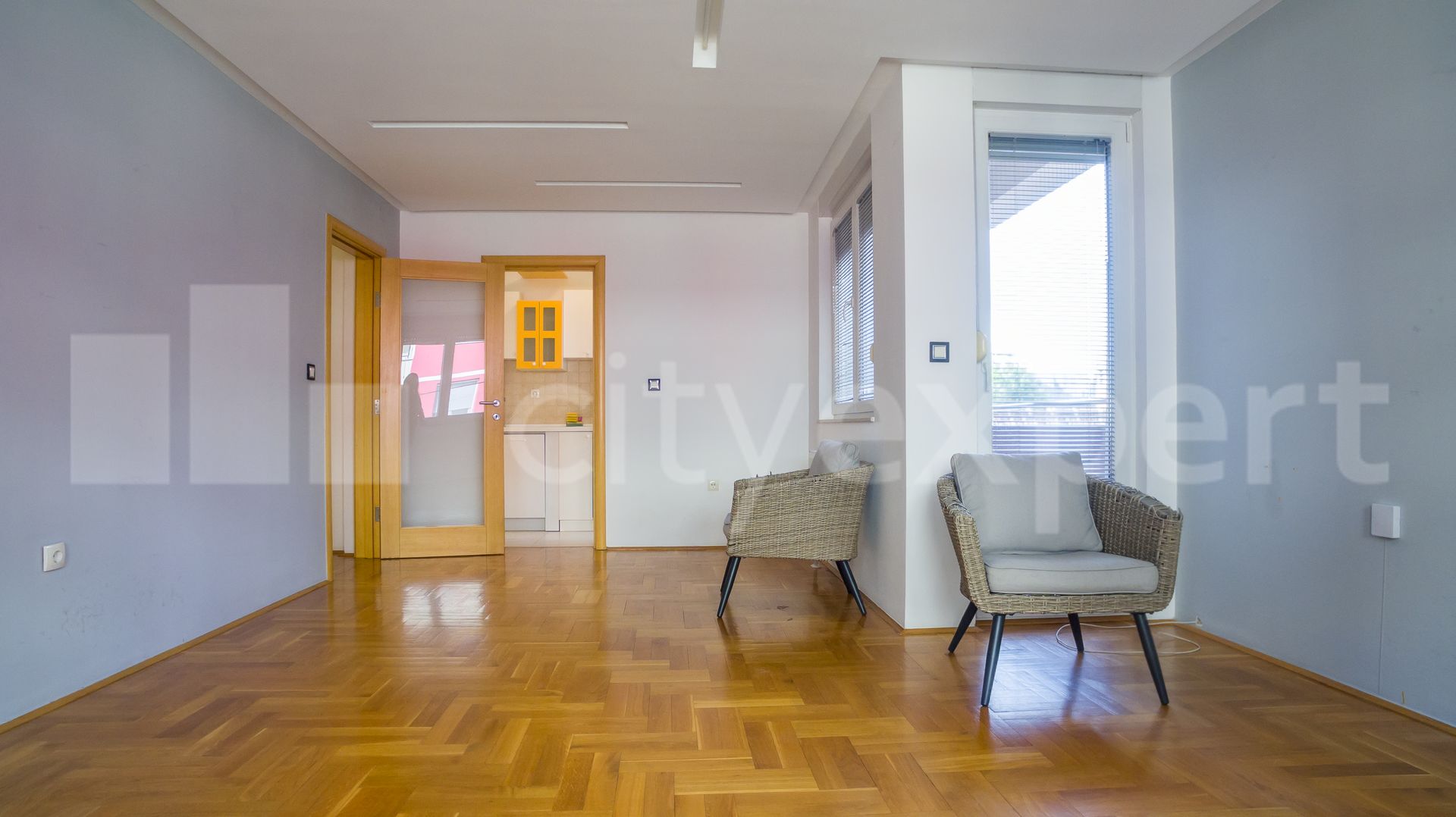 Fotografija stana 21 od 32