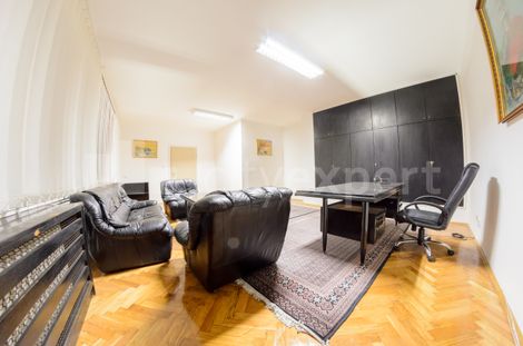 https://img.cityexpert.rs/properties/470x/12000/12539/slike/cityexpert.rs-nekretninaid-12539-8131-20151204.jpg