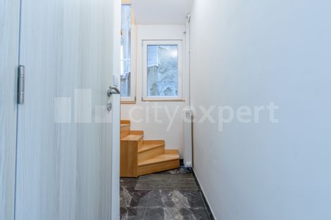 https://img.cityexpert.rs/properties/470x/35000/35264/slike/cityexpert.rs_-_nekretnina_id_-_35264_-_7935_-_20190509.jpg