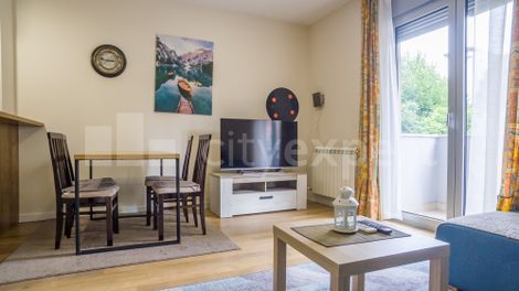 https://img.cityexpert.rs/properties/470x/38000/38508/slike/cityexpert.rs_-_nekretnina_id_-_38508_-_0915_-_20210621.jpg