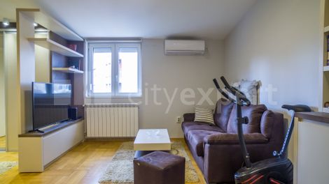 https://img.cityexpert.rs/properties/470x/43000/43648/slike/cityexpert.rs_-_nekretnina_id_-_43648_-_0266_-_20210513.jpg