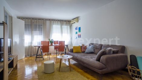 https://img.cityexpert.rs/properties/470x/50000/50424/slike/cityexpert.rs_-_nekretnina_id_-_50424_-_0342_-_20240622.jpg