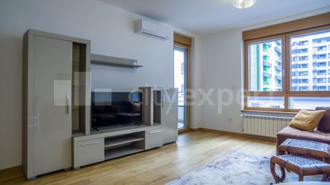 https://img.cityexpert.rs/properties/470x/56000/56944/slike/cityexpert.rs_-_nekretnina_id_-_56944_-_0158_-_20230526.jpg