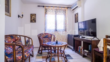 Kuća za izdavanje · 63 m² · Dušanovac, Voždovac, Beograd