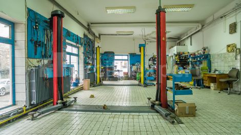 https://img.cityexpert.rs/properties/470x/61000/61297/slike/cityexpert.rs_-_nekretnina_id_-_61297_-_0188_-_20231222.jpg