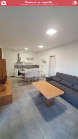 https://img.cityexpert.rs/properties/470x/72000/72142/slike/cx72142_9.jpg