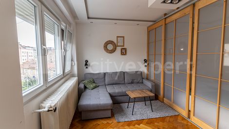 https://img.cityexpert.rs/properties/470x/77000/77516/slike/cityexpert.rs_-_nekretnina_id_-_77516-01197-20260319.avif