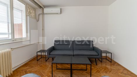 https://img.cityexpert.rs/properties/470x/78000/78329/slike/cityexpert.rs_-_nekretnina_id_-_78329-04015-20260707.avif