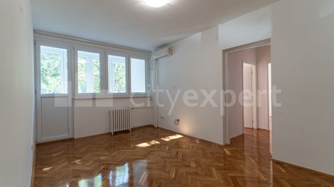 https://img.cityexpert.rs/properties/470x/78000/78519/slike/cityexpert.rs_-_nekretnina_id_-_78519-04435-20260519.avif