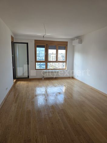https://img.cityexpert.rs/properties/470x/78000/78602/slike/cityexpert.rs_-_nekretnina_id_-_78602-21-20260525.avif
