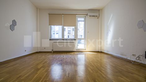 Stan za izdavanje · 108 m² · Sajmište, Novi Sad, Novi Sad