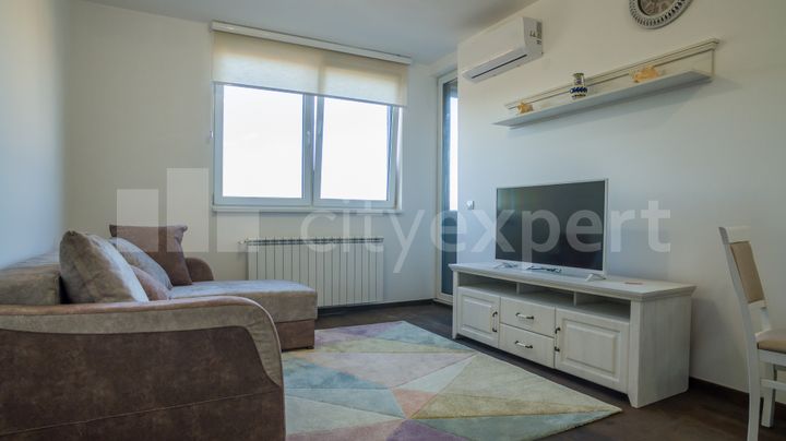Jednoiposoban stan u Bulevar kralja Petra I (Novi Sad)