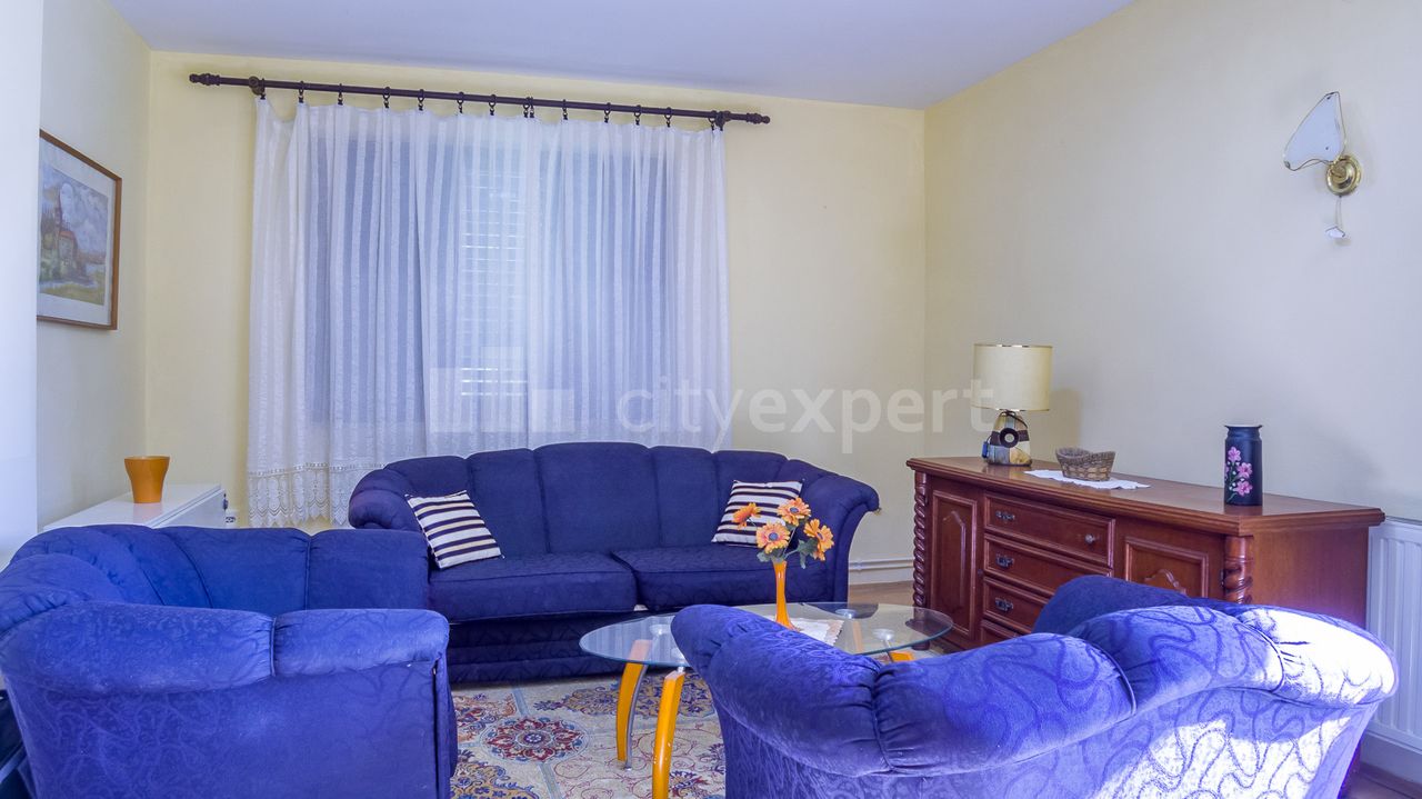 3.0 stan za izdavanje — Bulevar JNA, Jajinci, Voždovac, 110m², 350€