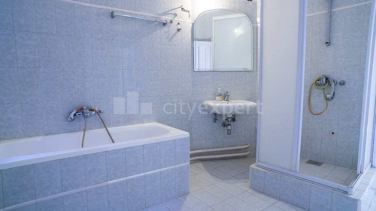 Cara Uroša, Dorćol, Stari grad - 8