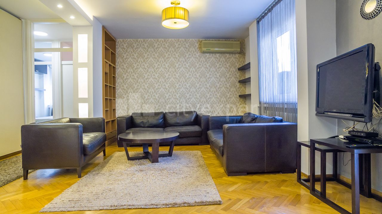 2.0 stan za izdavanje — Poenkareova, Širi centar, Palilula, 46m², 700€