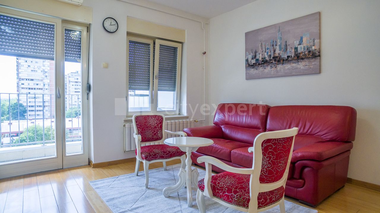 2.0 stan za izdavanje — Jurija Gagarina, Blok 61, Novi Beograd, 50m², 630€