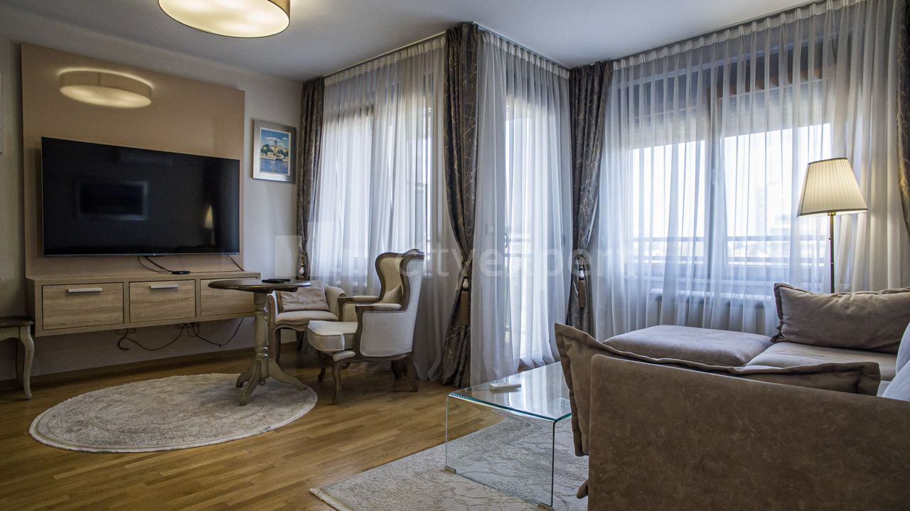 2.5 stan za izdavanje — Petra Kočića, Radoje Dakić, Zemun, 58m², 1100€