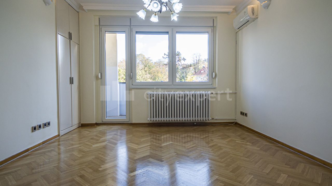 Senjačka, Senjak, Savski venac - 7