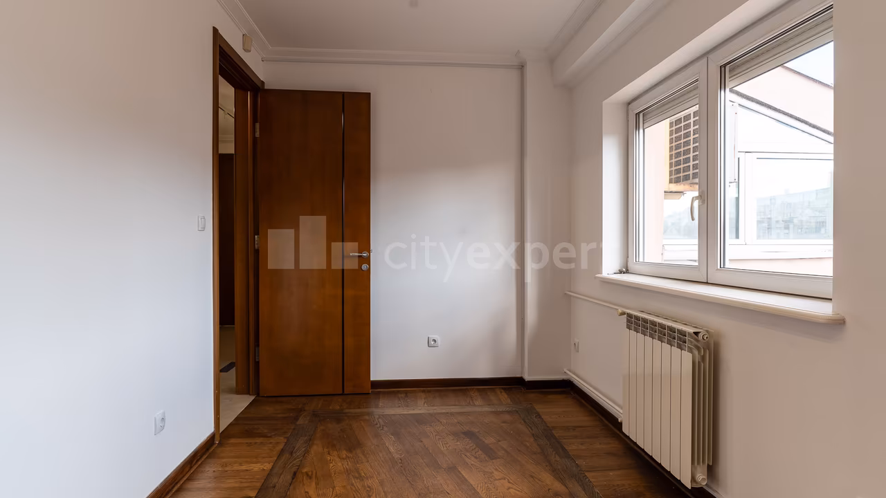 Sarajevska, Savski amfiteatar, Savski venac - 6