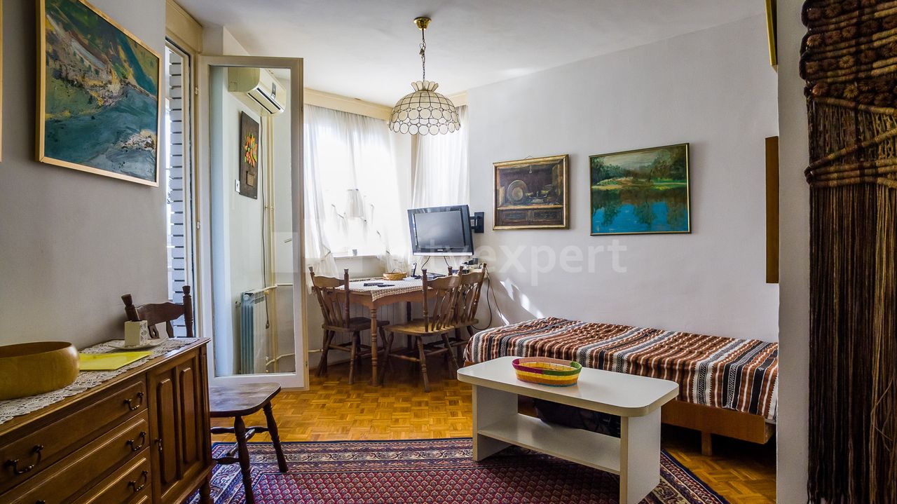 stan_za_izdavanje_37m2_-_kumodraz_beograd._pogledajte_slike_i_video_na-_www.cx_.rs-57004_-_0596_-_20230525.jpg