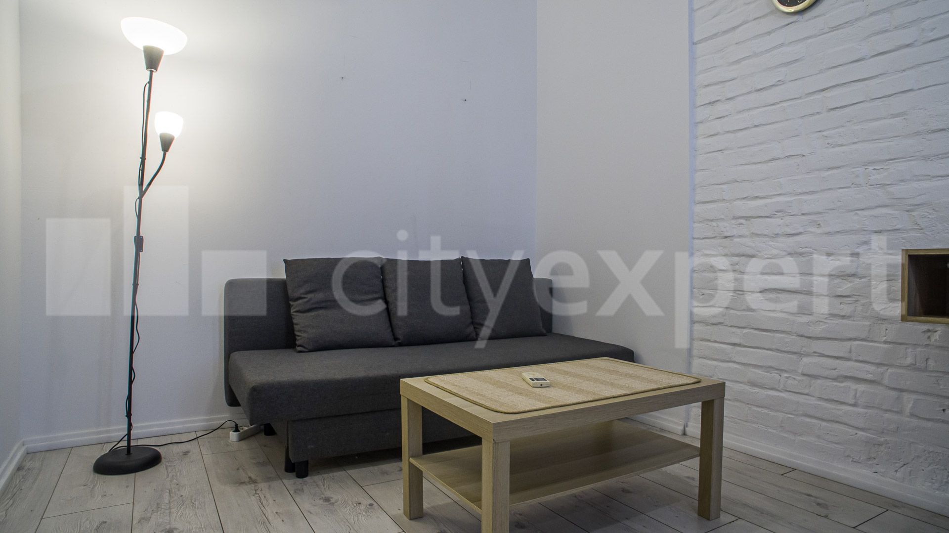 halooglasi.com, nekretnine.rs, 4zida.rs, cityexpert.rs