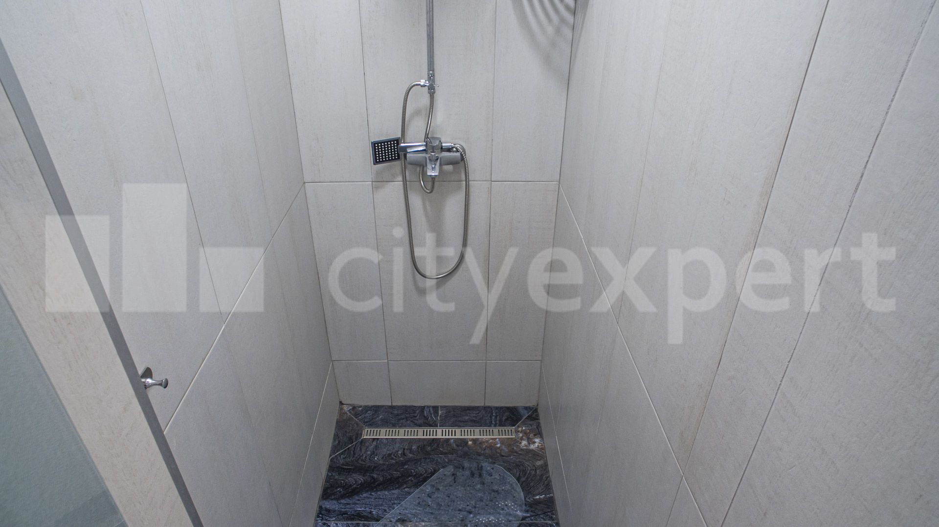 halooglasi.com, nekretnine.rs, 4zida.rs, cityexpert.rs