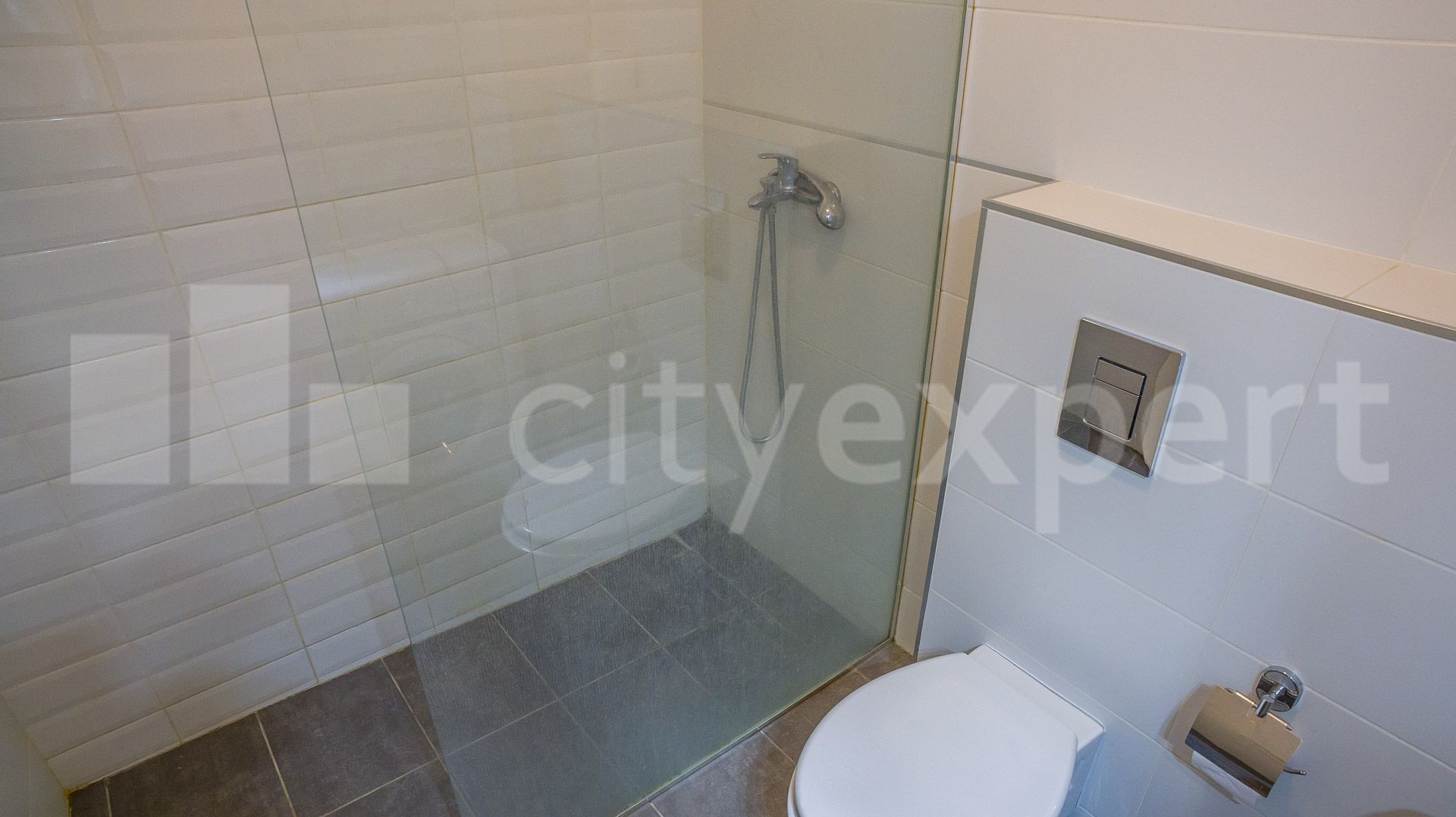 halooglasi.com, nekretnine.rs, 4zida.rs, cityexpert.rs