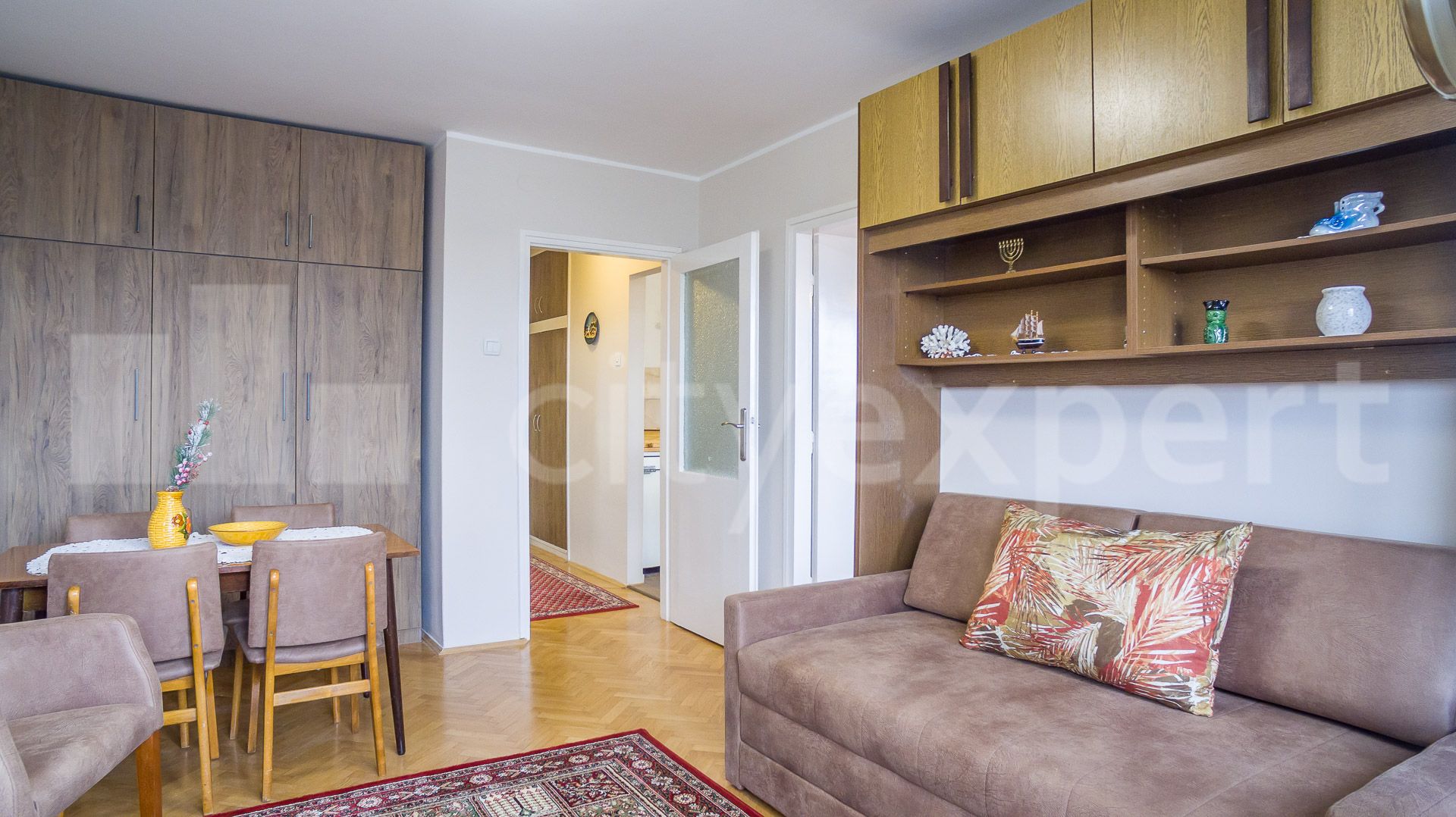 Izdavanje, Stan, Omladinskih brigada, Novi Beograd ID 54618 City