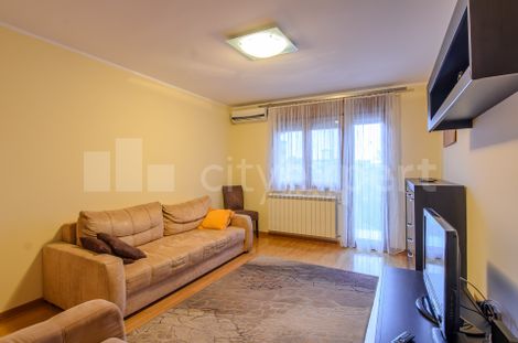 Stan Savski venac Izdavanje Beograd - ID: 31762