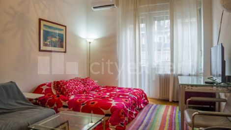 Stan Stari grad Izdavanje Beograd - ID: 74338