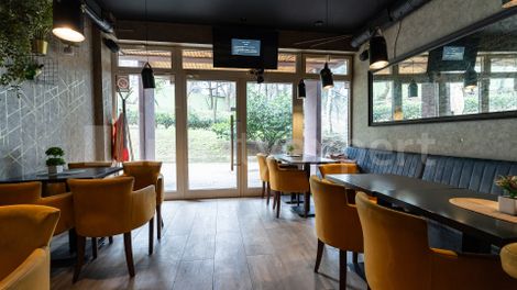 Lokal Savski venac Izdavanje Beograd - ID: 76827