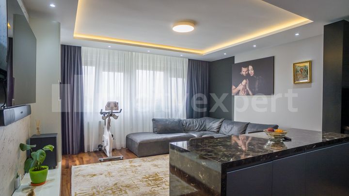Izdavanje, Stan, Vršačka, Opština Novi Sad, Novi Sad - ID: 55361