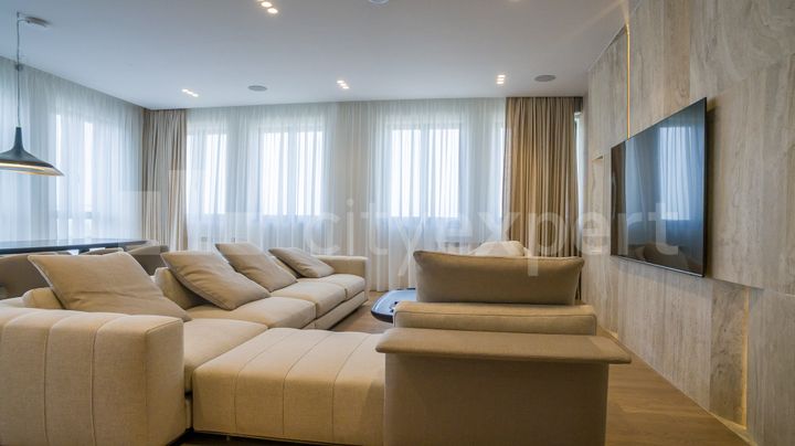 Izdavanje, Stan, Bulevar Vudroa Vilsona, Savski venac, Beograd - ID: 70658